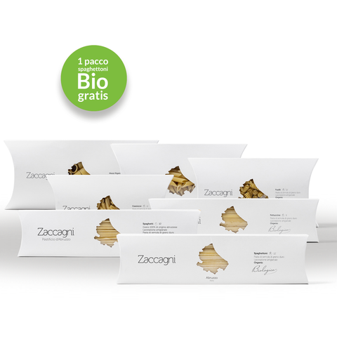 Spaghettoni bio della Pasta Zaccagni in confezione con etichetta "Solo Bio" benessere e natura, prodotto alimentare biologico naturale.